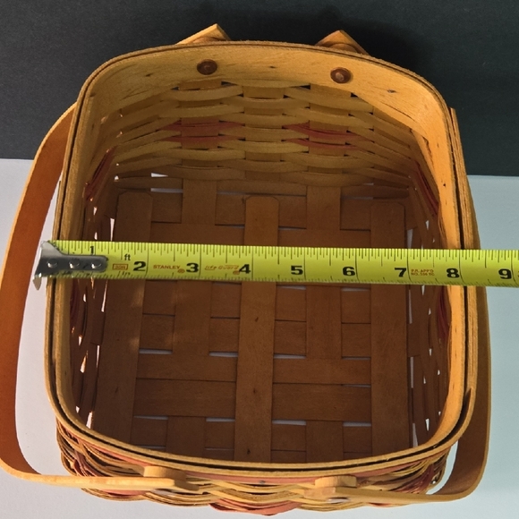 Longaberger 2000 Christmas Collection Handwoven Handled Basket - Picture 13 of 14